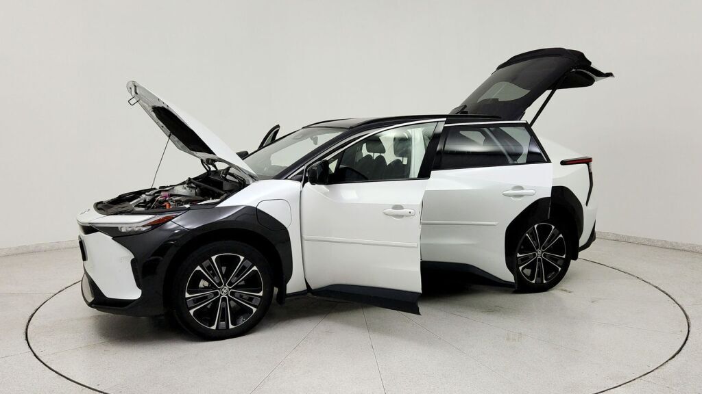 2023 Toyota bZ4X Limited Laurel MD