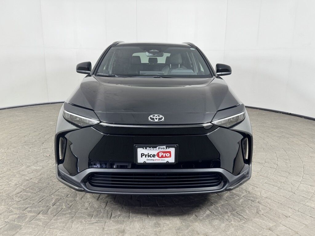 2023 Toyota bZ4X XLE AWD Maumee OH