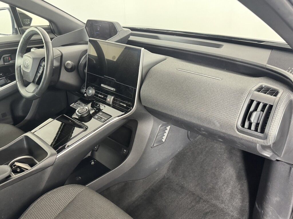 2023 Toyota bZ4X XLE AWD Maumee OH