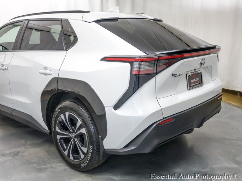 2023 Toyota bZ4X XLE PRICE INCLUDES THE $4000 FED EV TAX CREDIT Willowbrook IL
