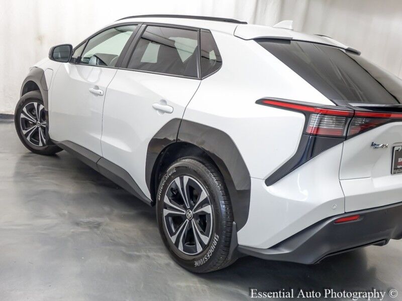 2023 Toyota bZ4X XLE PRICE INCLUDES THE $4000 FED EV TAX CREDIT Willowbrook IL