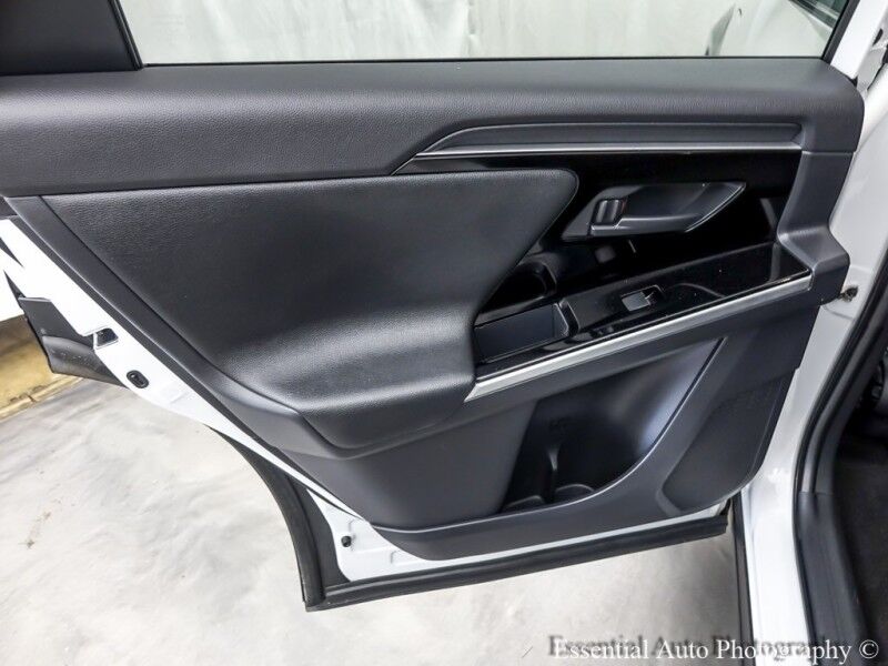 2023 Toyota bZ4X XLE PRICE INCLUDES THE $4000 FED EV TAX CREDIT Willowbrook IL