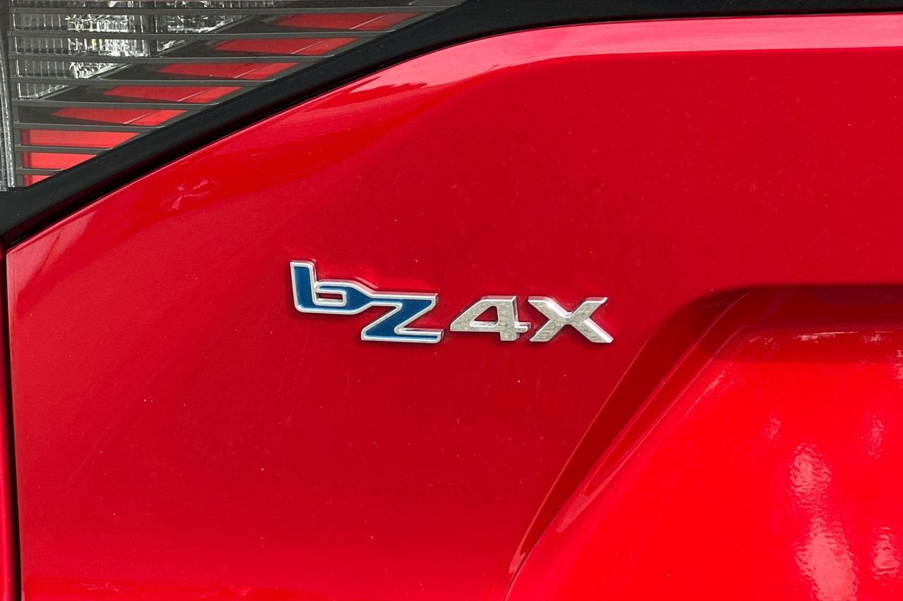2023 Toyota bZ4X XLE Roseville CA
