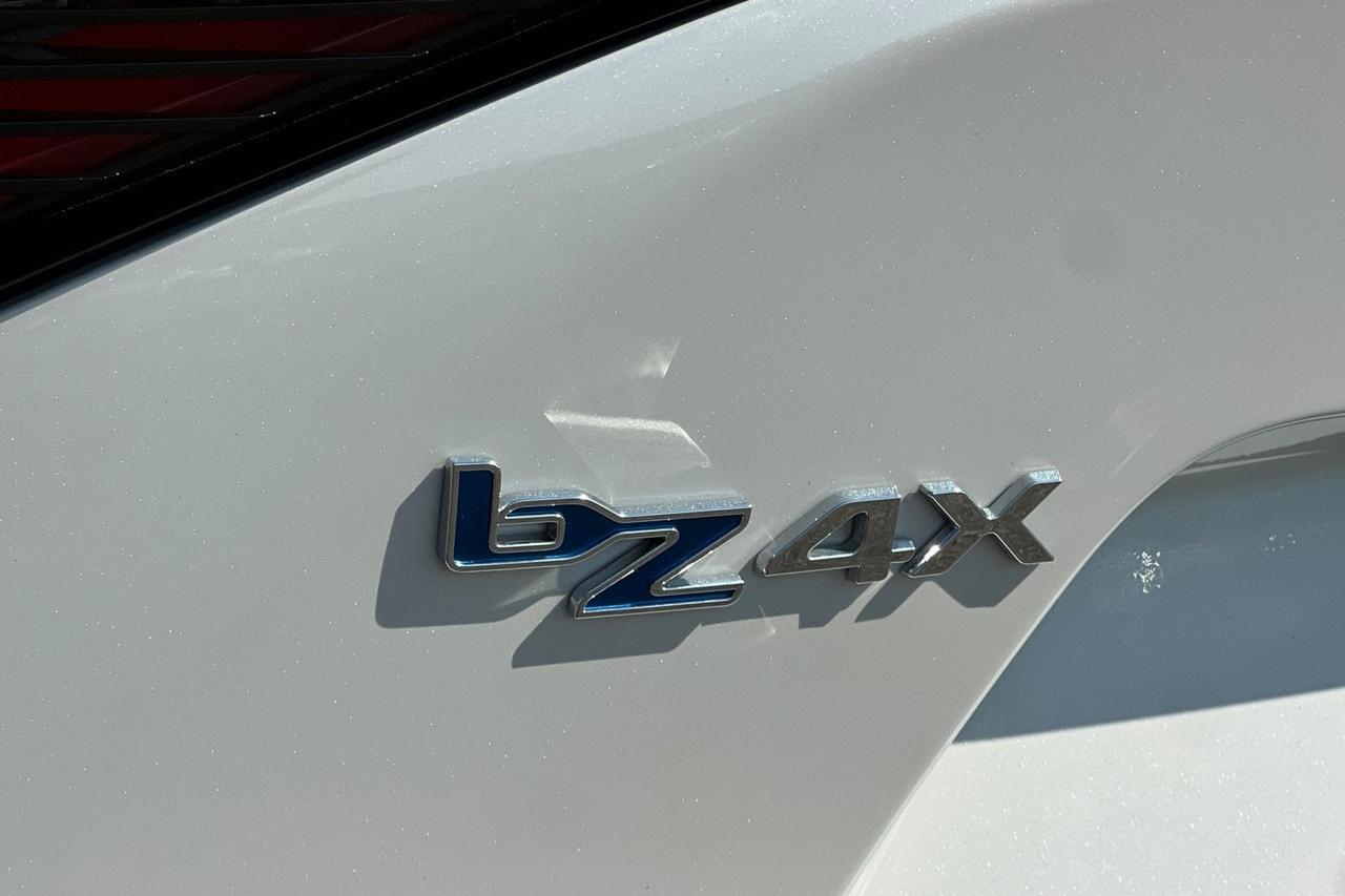 2023 Toyota bZ4X XLE Roseville CA