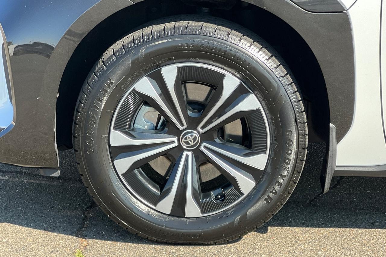 2023 Toyota bZ4X XLE Roseville CA
