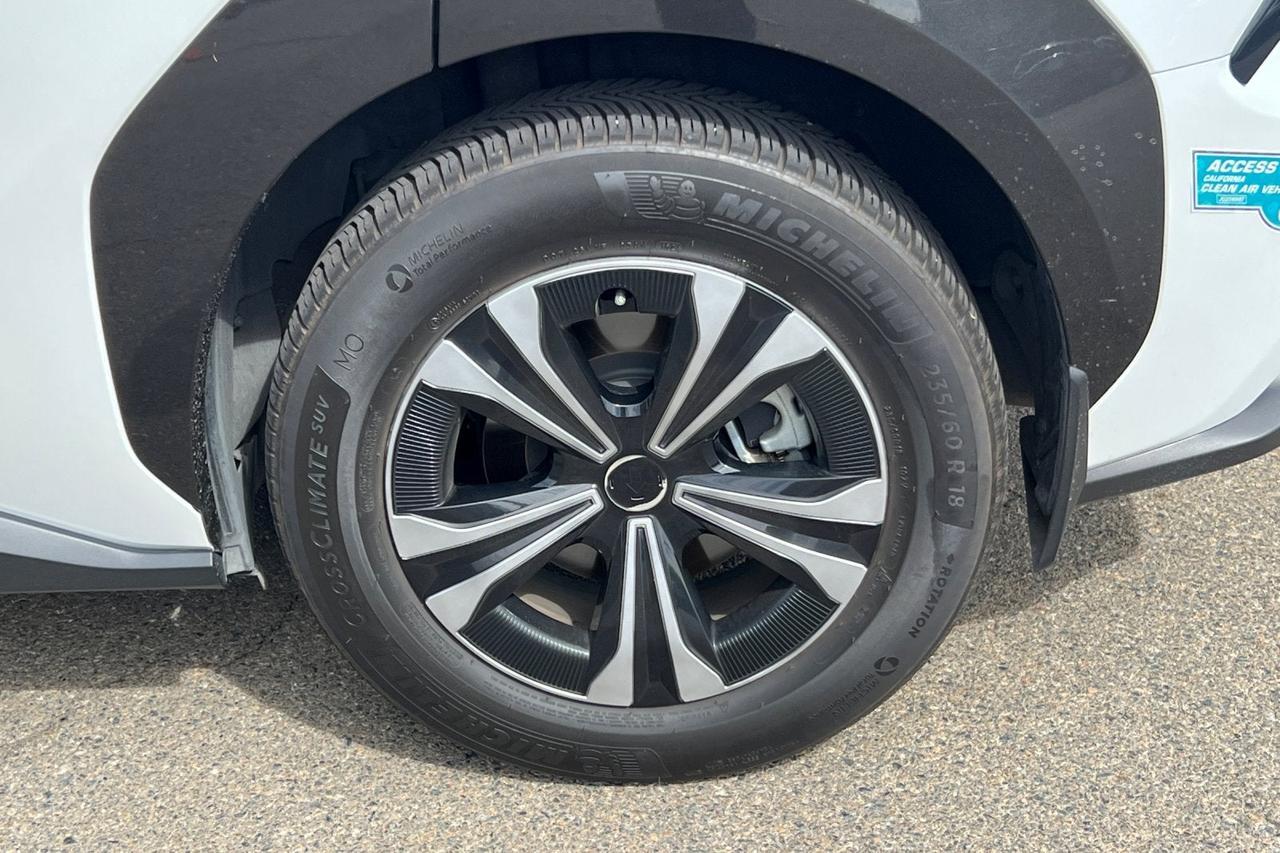 2023 Toyota bZ4X XLE Roseville CA