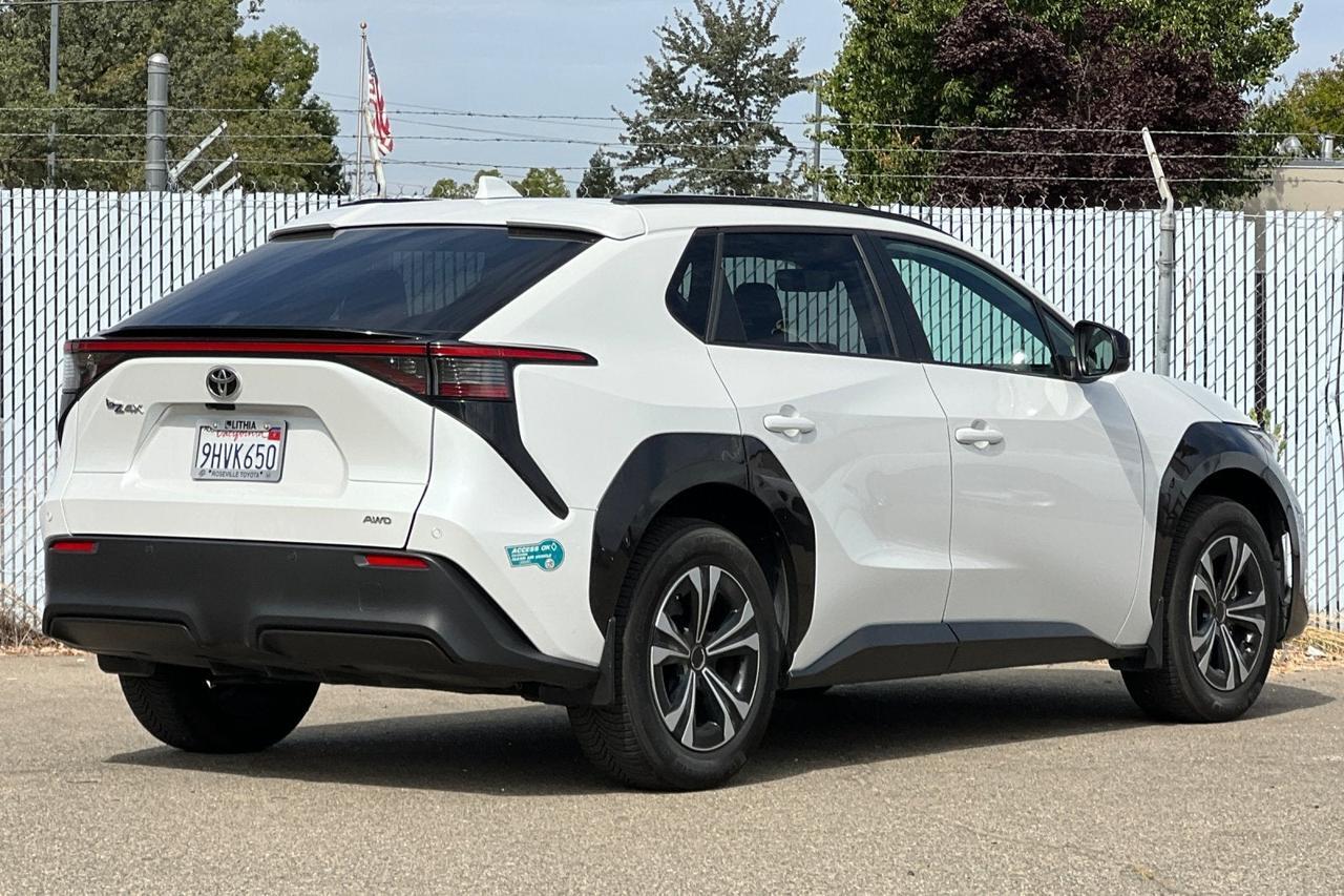 2023 Toyota bZ4X XLE Roseville CA