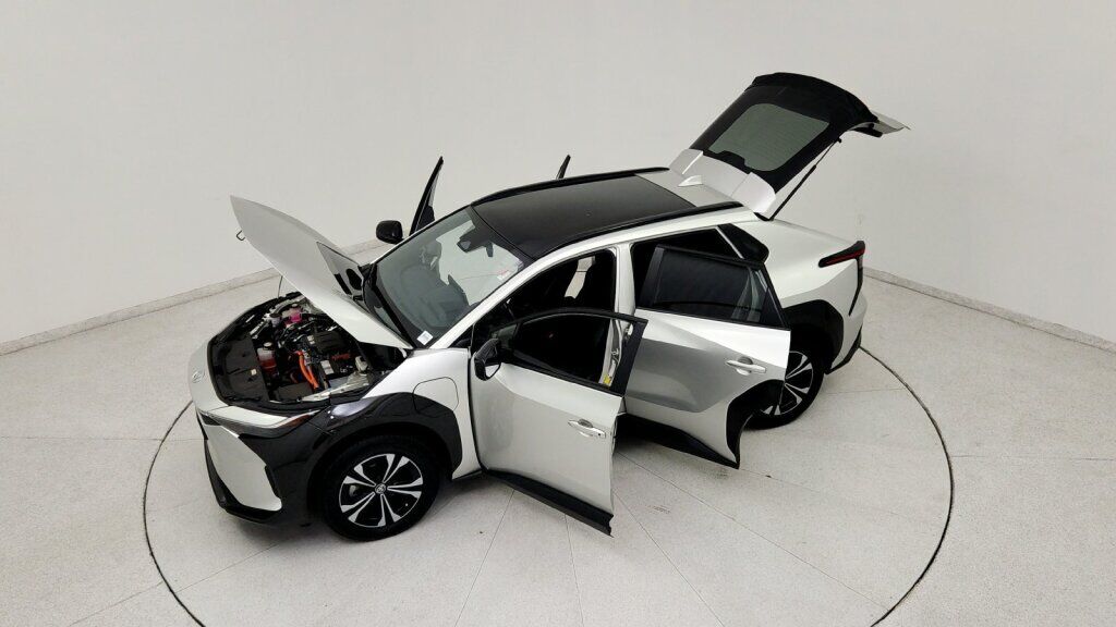 2023 Toyota bZ4X XLE Laurel MD