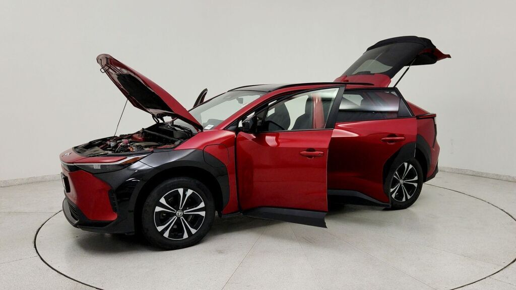 2023 Toyota bZ4X XLE Laurel MD