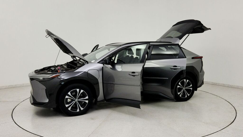 2023 Toyota bZ4X XLE Laurel MD