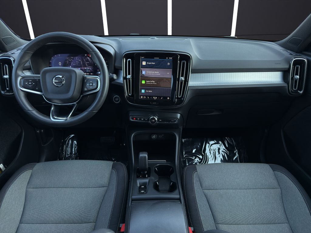 2023 VOLVO XC40 CORE KBB VALUE 27K WOW Columbus OH