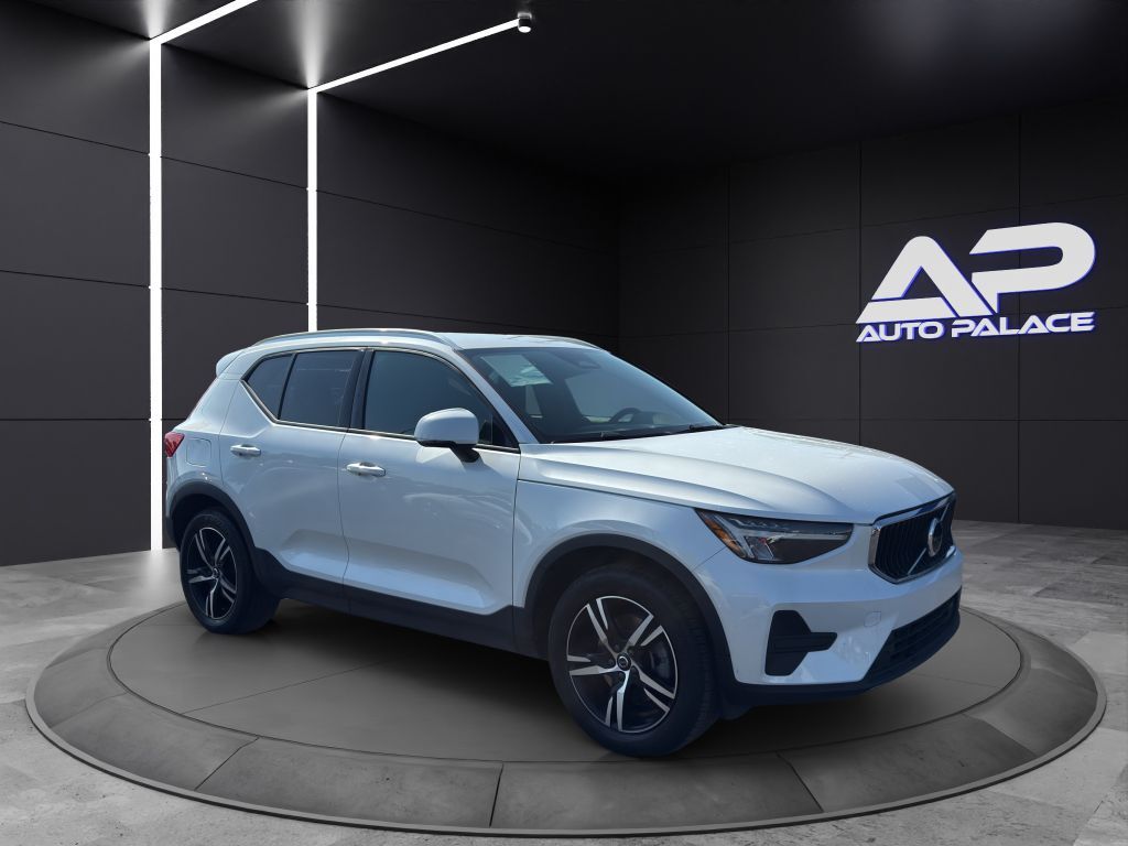 2023 VOLVO XC40 CORE KBB VALUE 27K WOW Columbus OH