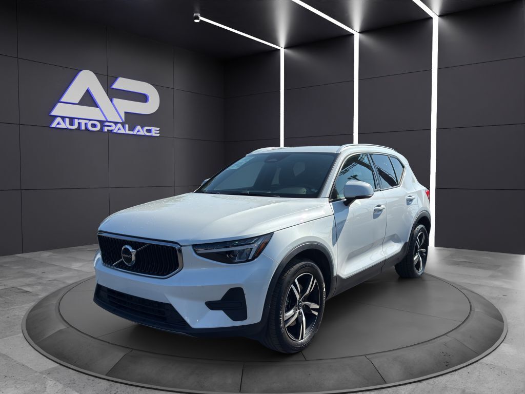 2023 VOLVO XC40 CORE KBB VALUE 27K WOW Columbus OH
