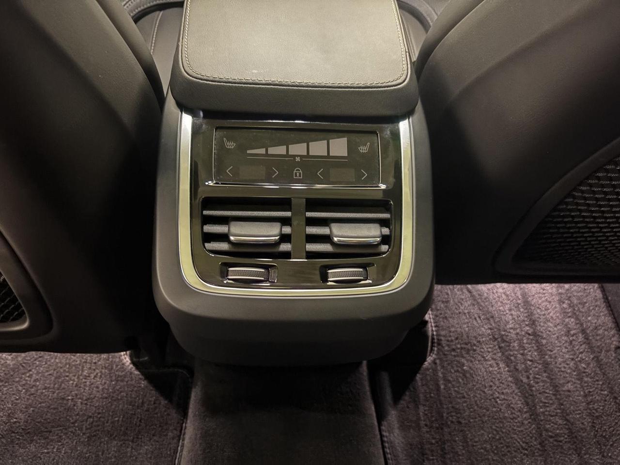 2023 VOLVO XC90 Parker CO