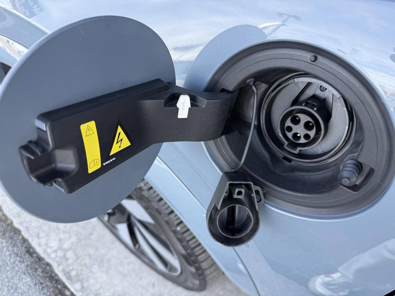 2023 VOLVO XC90 Recharge Plug-In Hybrid Ultimate Knoxville TN