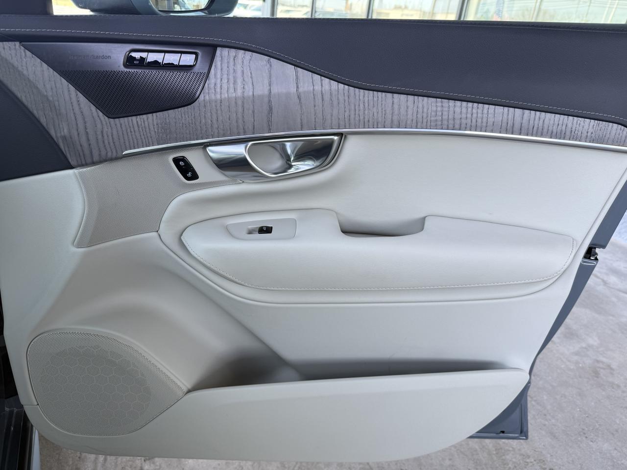 2023 VOLVO XC90 Recharge Plug-In Hybrid Ultimate Knoxville TN