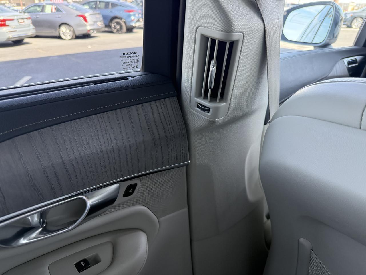 2023 VOLVO XC90 Recharge Plug-In Hybrid Ultimate Knoxville TN