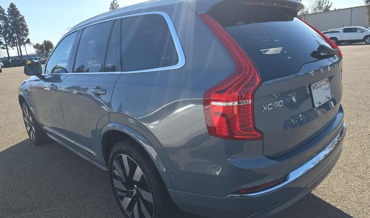 2023 VOLVO XC90 Recharge Plug-In Hybrid Ultimate Knoxville TN