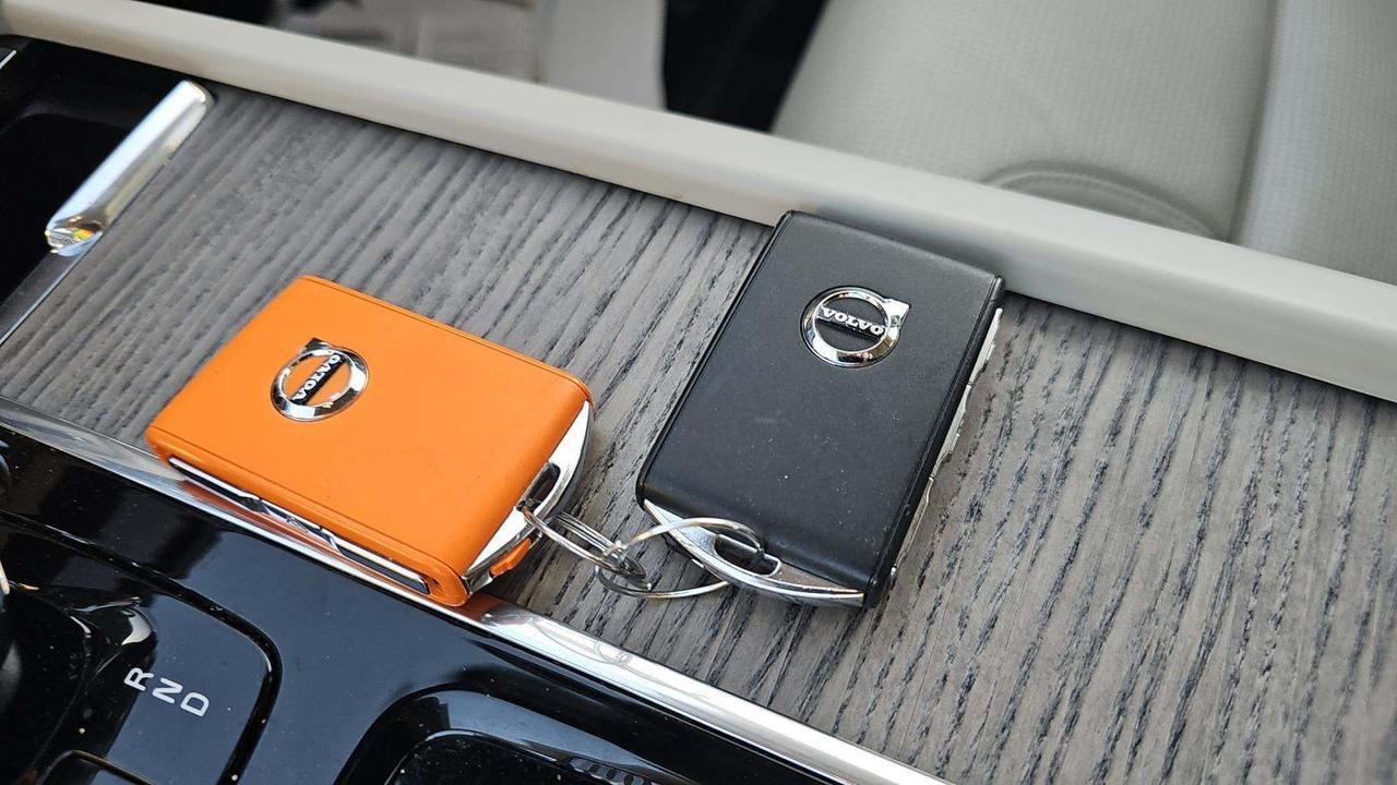 2023 VOLVO XC90 Recharge Plug-In Hybrid Ultimate Knoxville TN