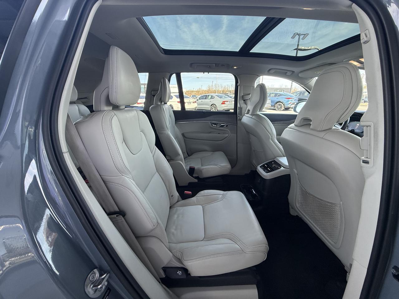 2023 VOLVO XC90 Recharge Plug-In Hybrid Ultimate Knoxville TN