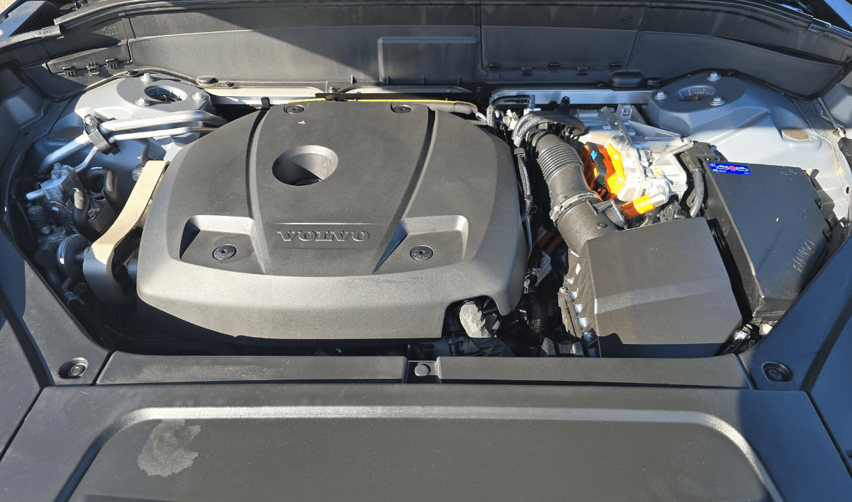 2023 VOLVO XC90 Recharge Plug-In Hybrid Ultimate Knoxville TN