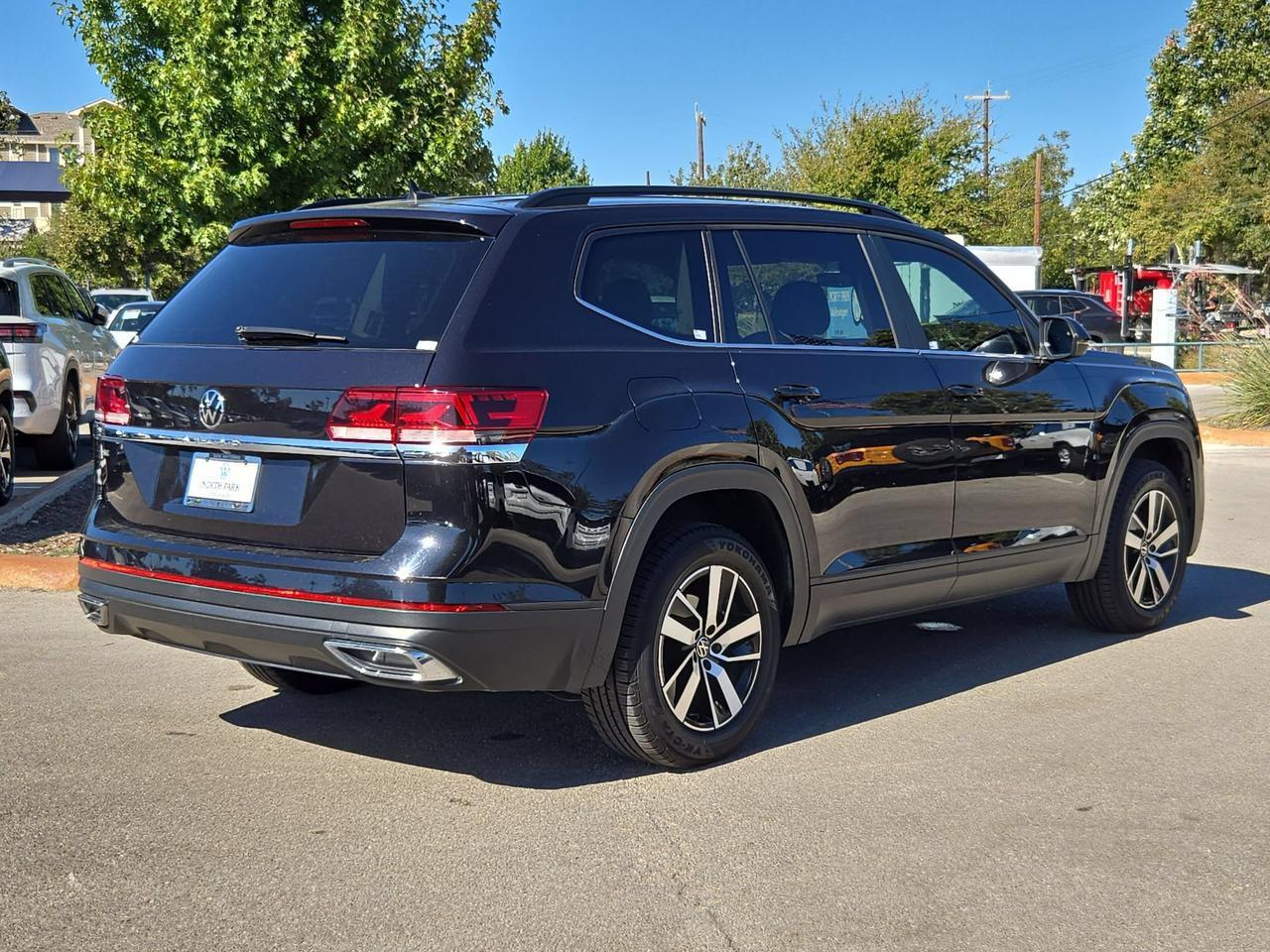 2023 Volkswagen Atlas 2.0T SE