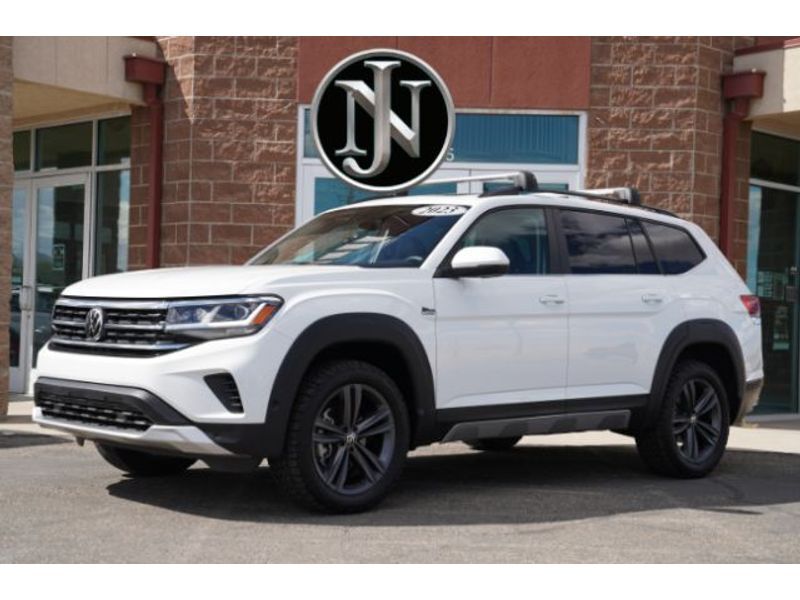 2023 Volkswagen Atlas 2.0T SE w/Technology