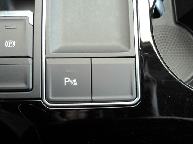 2023 Volkswagen Atlas 2.0T SE w/Technology Plano TX
