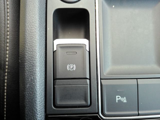 2023 Volkswagen Atlas 2.0T SE w/Technology Plano TX