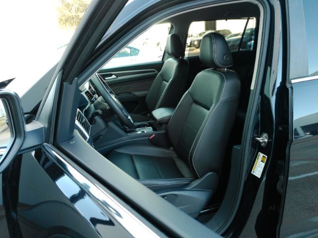2023 Volkswagen Atlas 2.0T SE w/Technology Plano TX