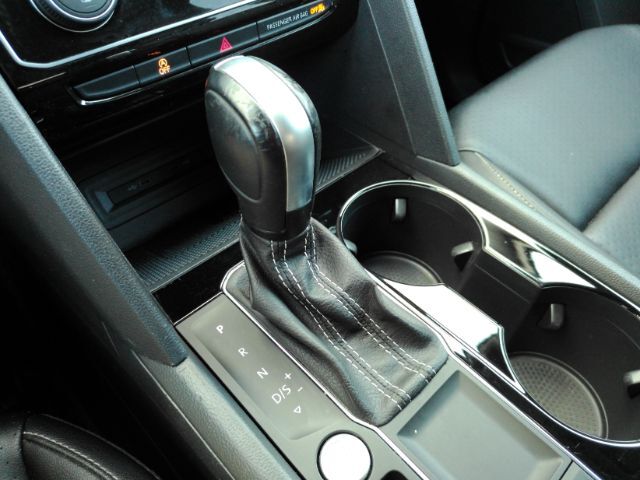 2023 Volkswagen Atlas 2.0T SE w/Technology Plano TX