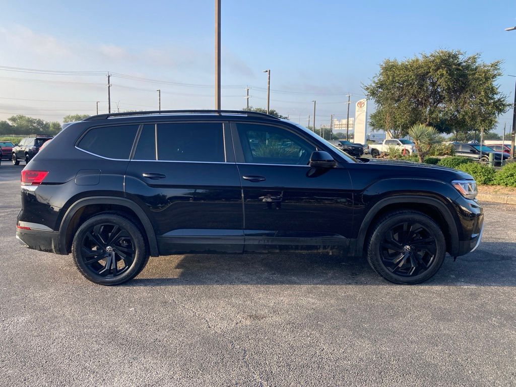 2023 Volkswagen Atlas 2.0T SE w/Technology