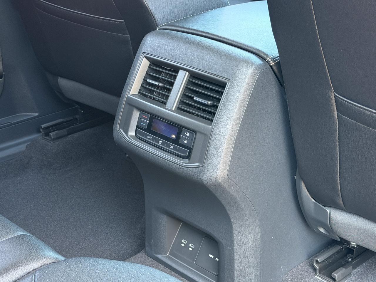 2023 Volkswagen Atlas 2.0T SE w/Technology Springfield VA