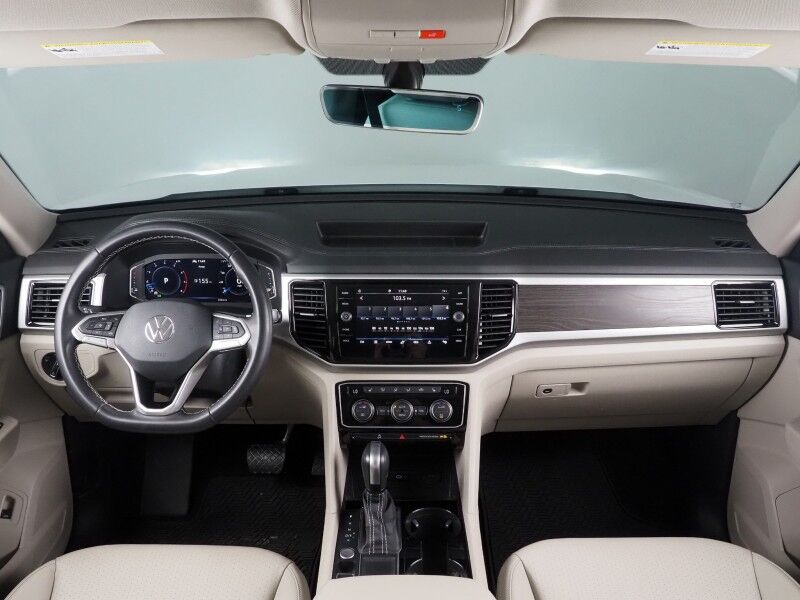 2023 Volkswagen Atlas 3.6L V6 SE w/Technology *ADAPTIVE CRUISE, SAFETY ALERTS, BACKUP-CAMERA, COLOR TOUCHSCREEN, HEATED SEATS, REMOTE START, POWER LIFTGATE, 20 INCH WHEELS, WIRELESS CHARGING, ANDROID & APPLE