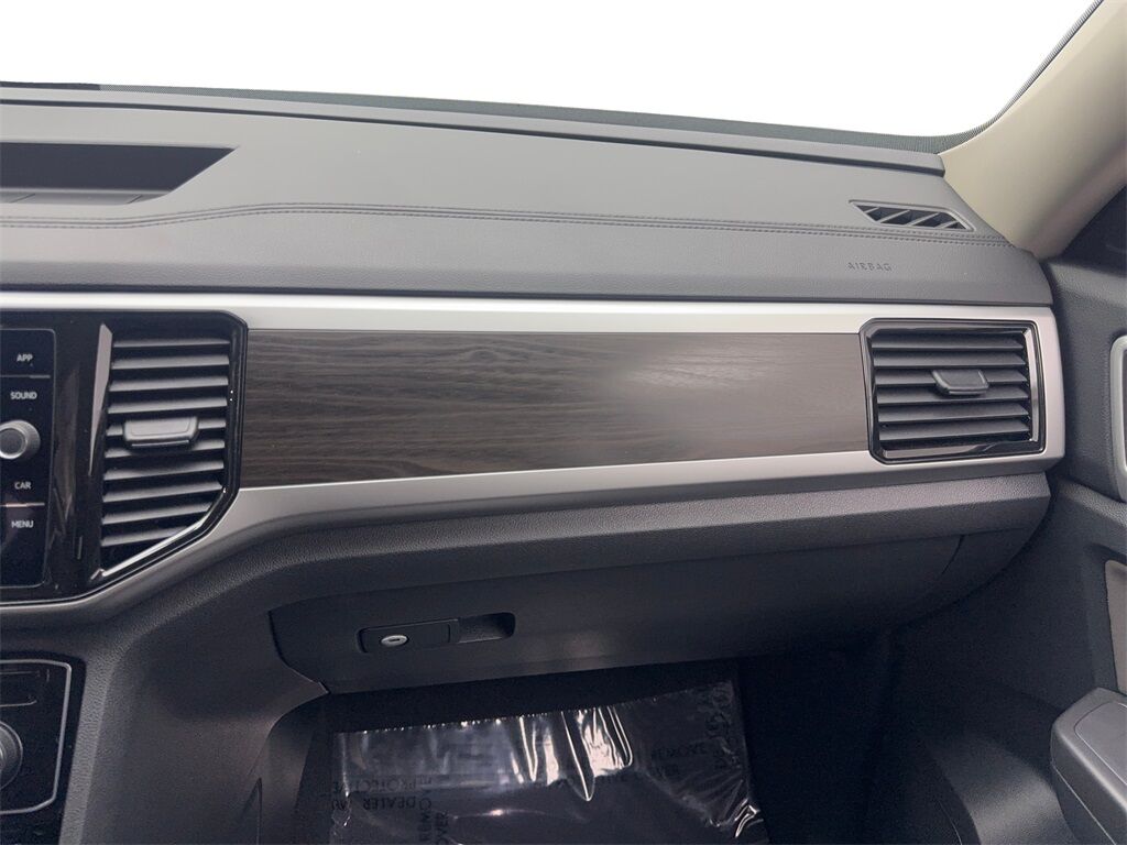 2023 Volkswagen Atlas 3.6L V6 SE w/Technology CAM,HTD STS,BLIND SPOT,3RD Irving TX