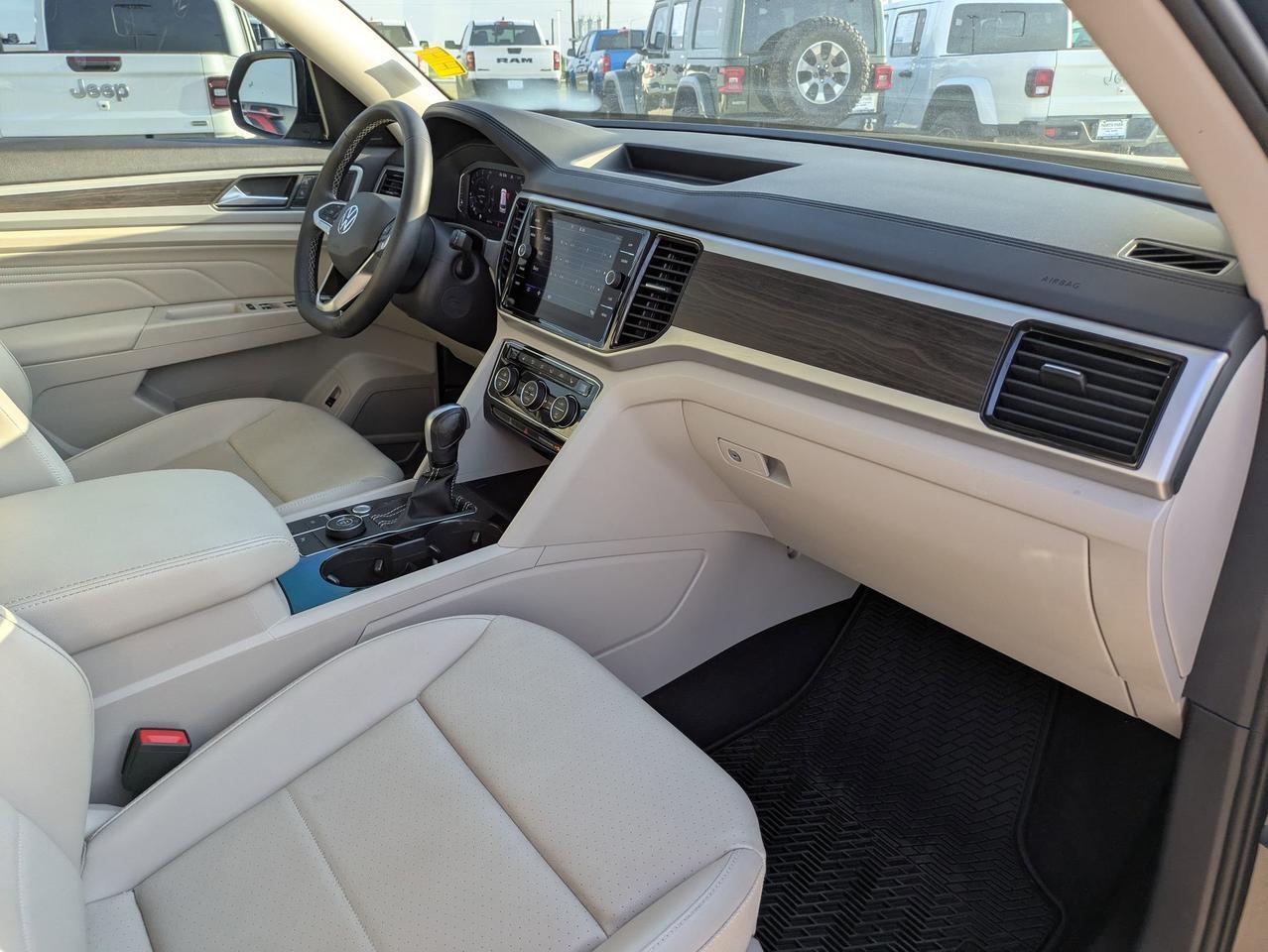 2023 Volkswagen Atlas 3.6L V6 SE w/Technology Castroville TX