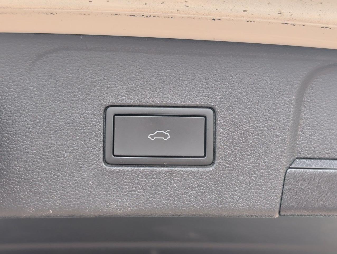 2023 Volkswagen Atlas 3.6L V6 SE w/Technology San Juan TX