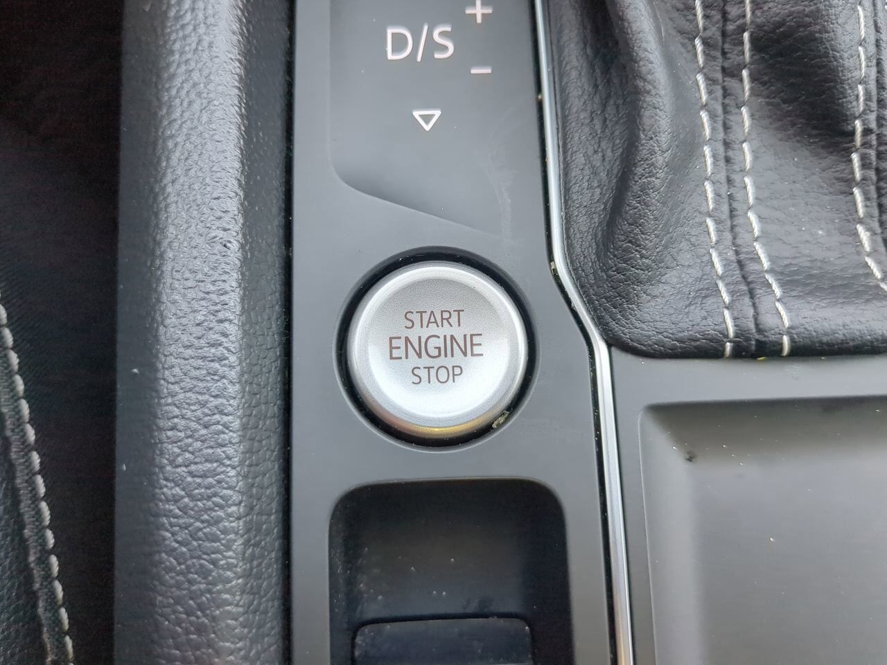 2023 Volkswagen Atlas 3.6L V6 SE w/Technology Winder GA