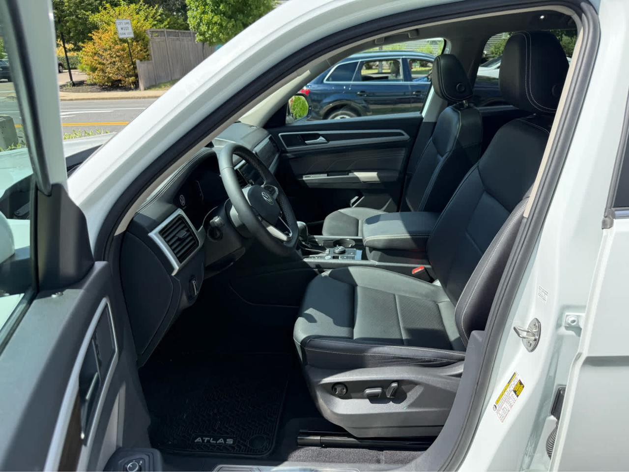 2023 Volkswagen Atlas 3.6L V6 SE w/Technology Wellesley MA