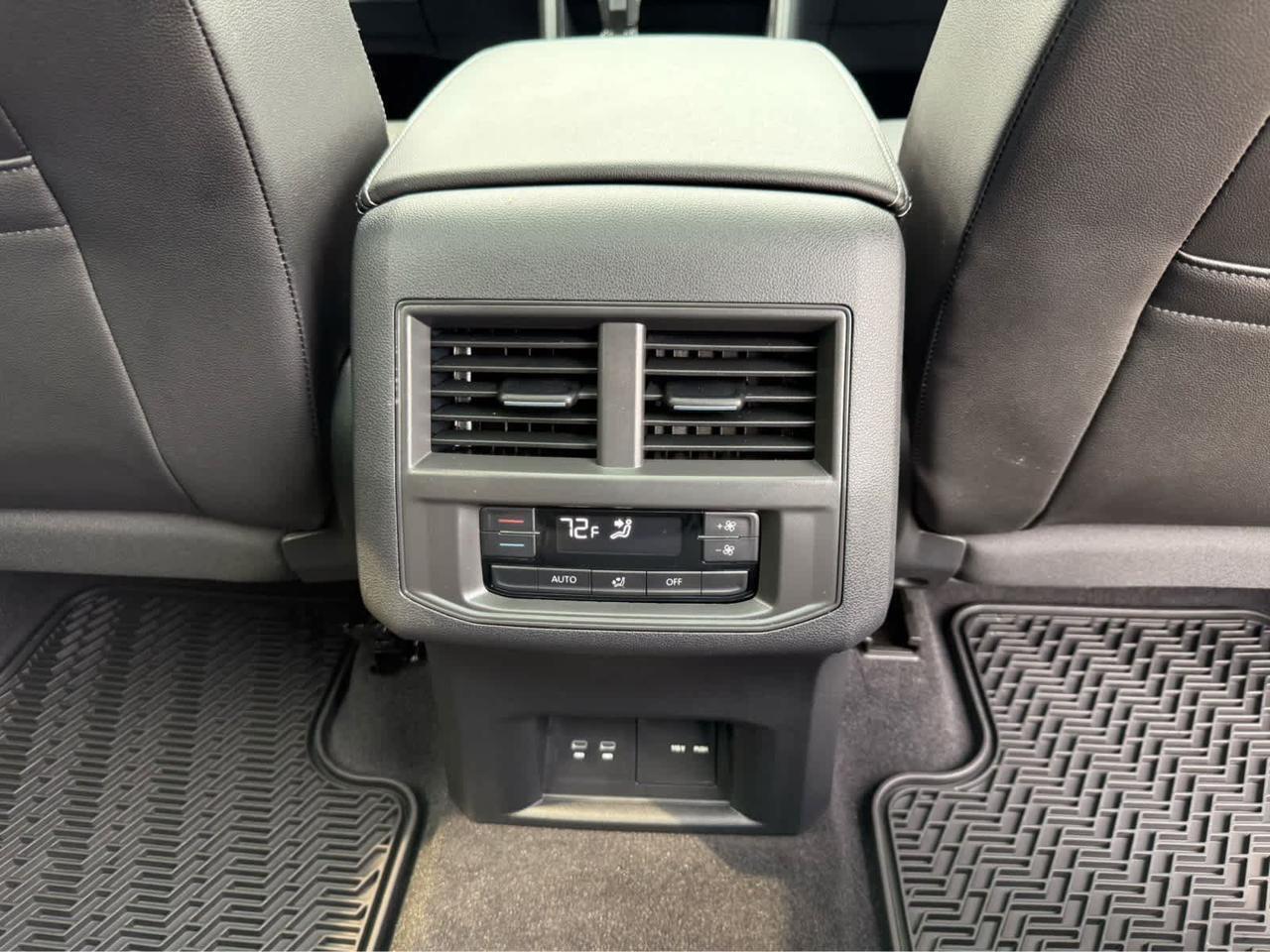 2023 Volkswagen Atlas 3.6L V6 SE w/Technology Wellesley MA