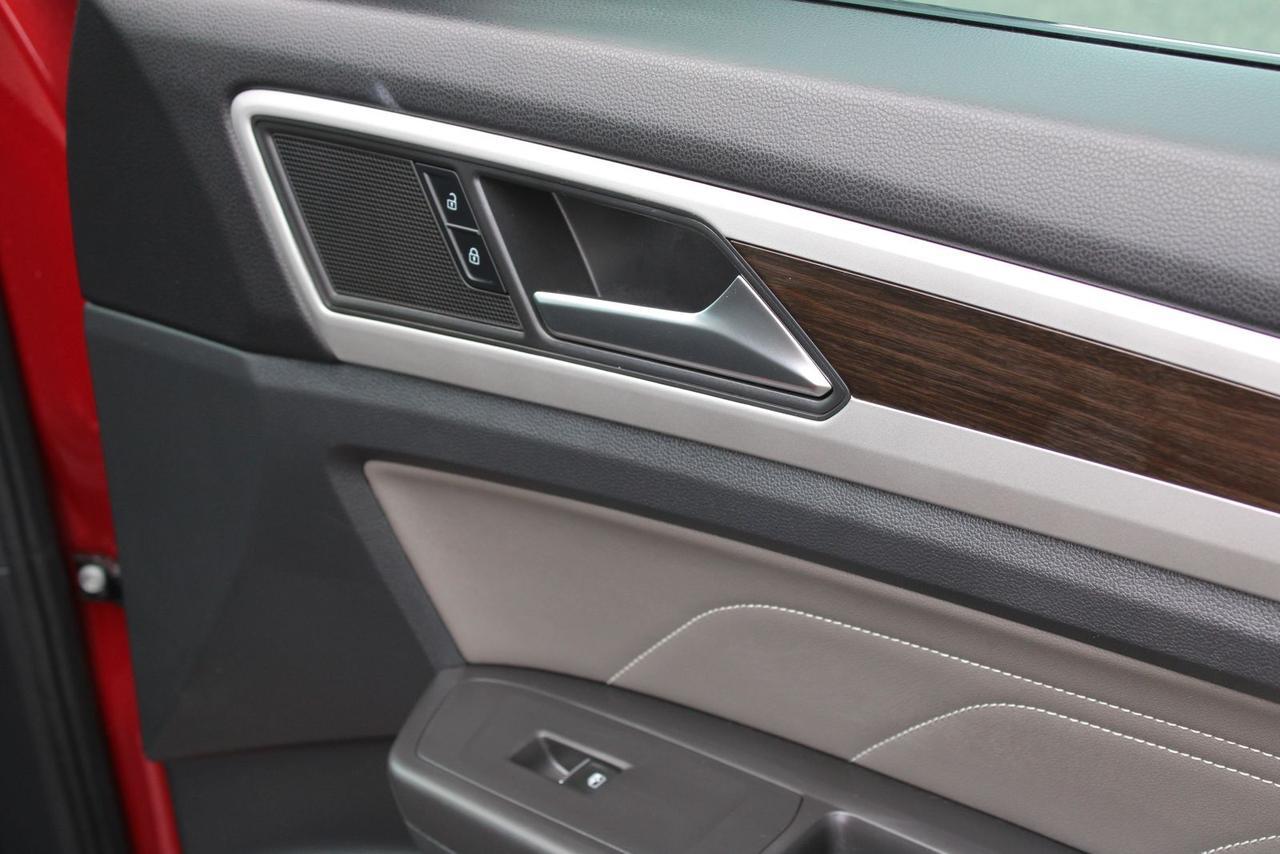 2023 Volkswagen Atlas 3.6L V6 SE w/Technology Stafford VA