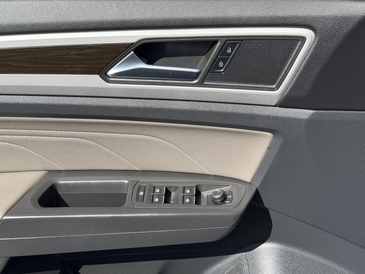 2023 Volkswagen Atlas 3.6L V6 SE w/Technology Springfield VA