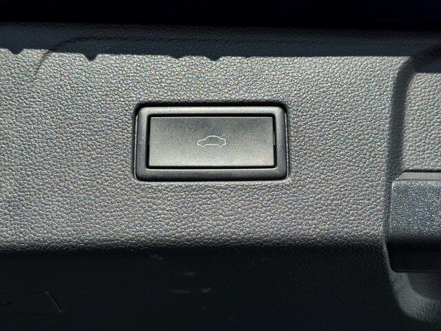 2023 Volkswagen Atlas 3.6L V6 SE w/Technology Springfield VA