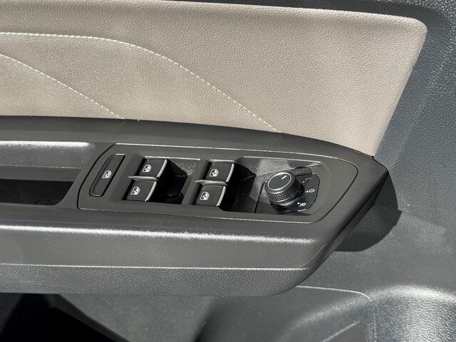 2023 Volkswagen Atlas 3.6L V6 SE w/Technology Springfield VA