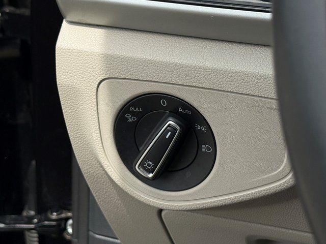 2023 Volkswagen Atlas 3.6L V6 SE w/Technology Springfield VA