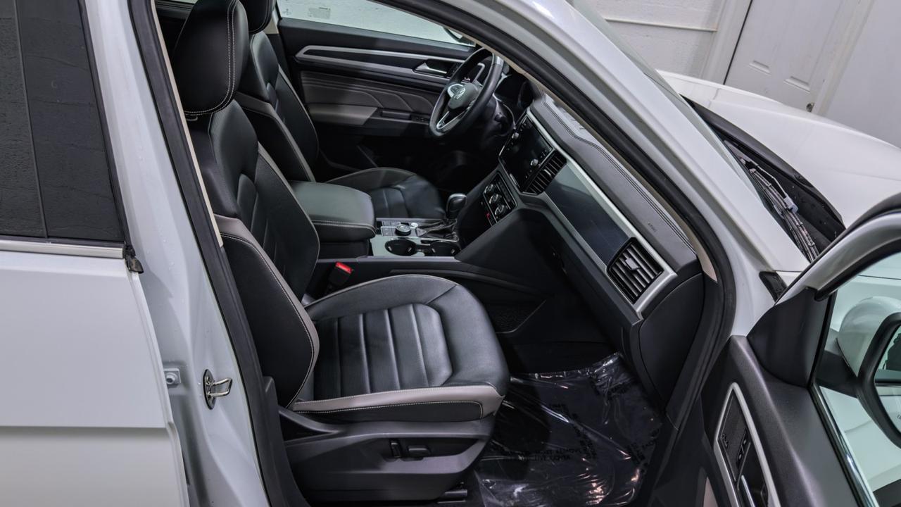 2023 Volkswagen Atlas 3.6L V6 SEL Premium R-Line 4MOTION Tallmadge OH