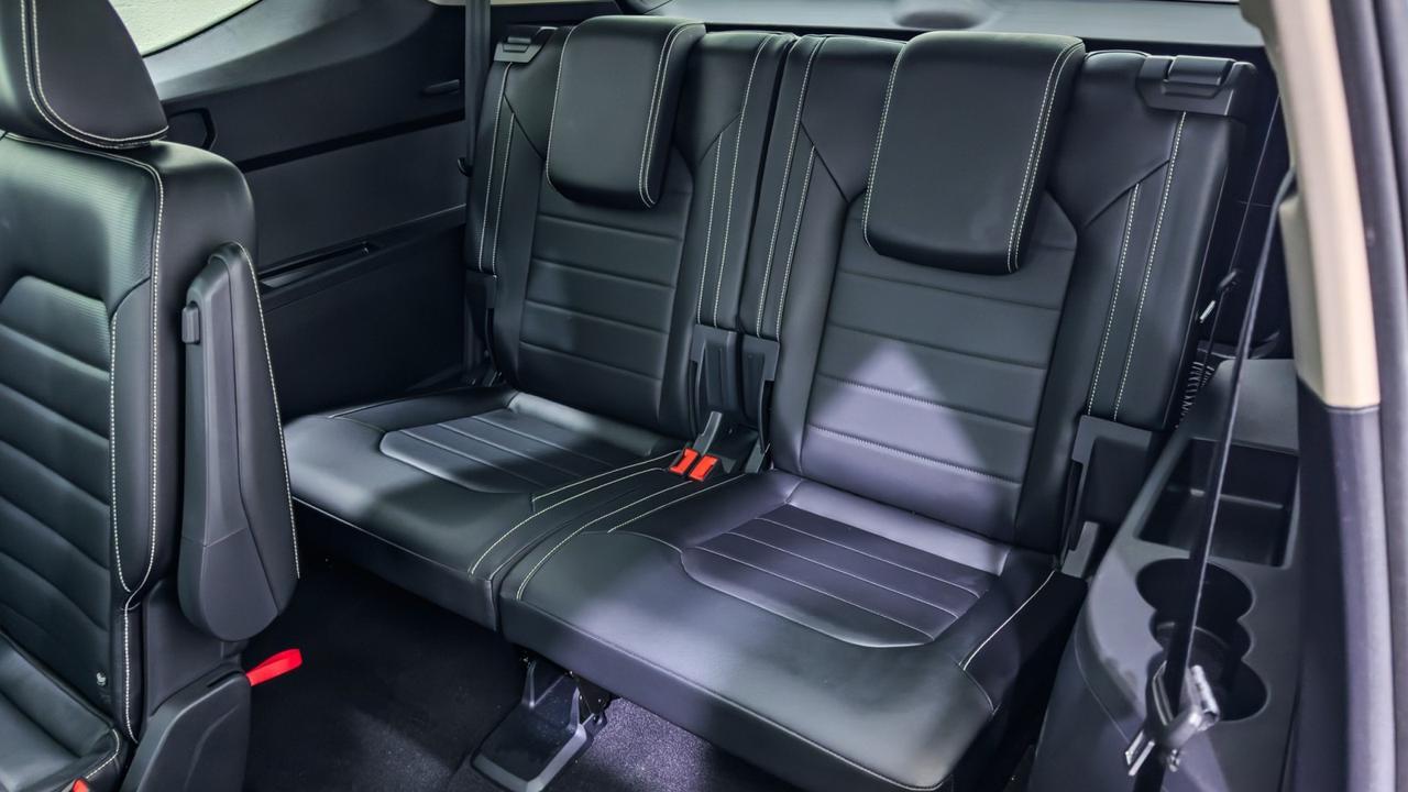 2023 Volkswagen Atlas 3.6L V6 SEL Premium R-Line 4MOTION Tallmadge OH