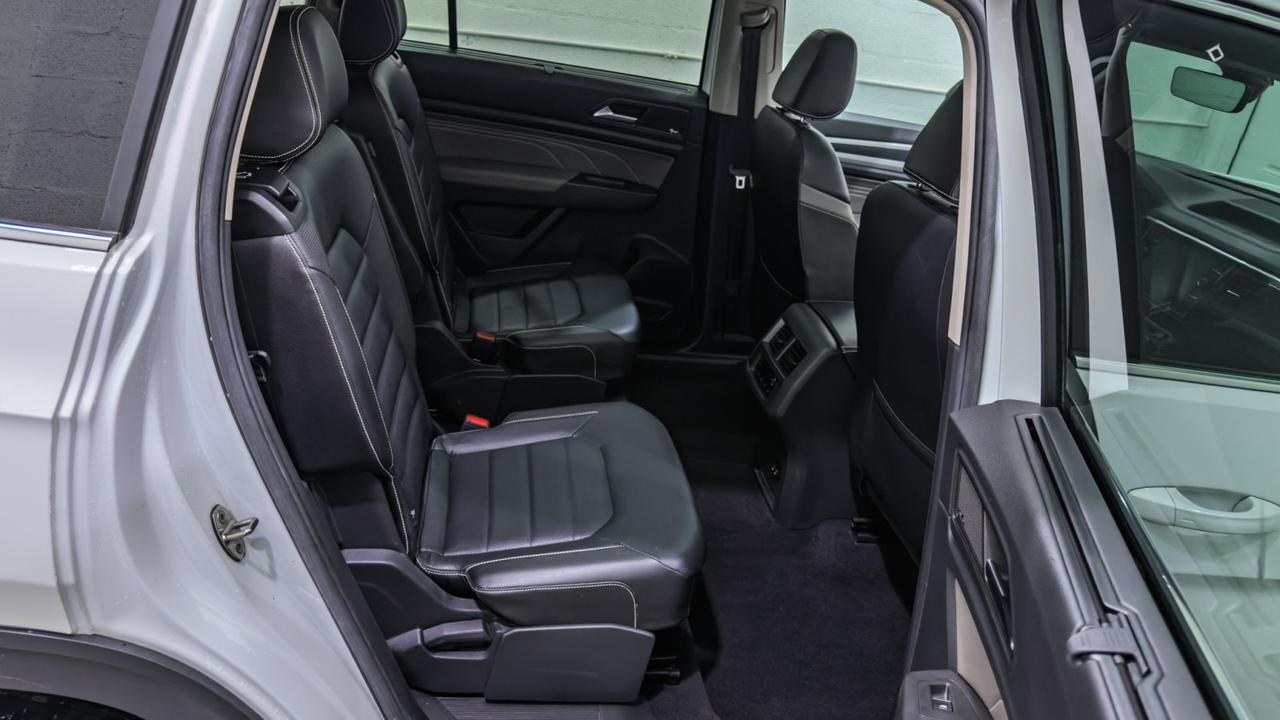 2023 Volkswagen Atlas 3.6L V6 SEL Premium R-Line 4MOTION Tallmadge OH