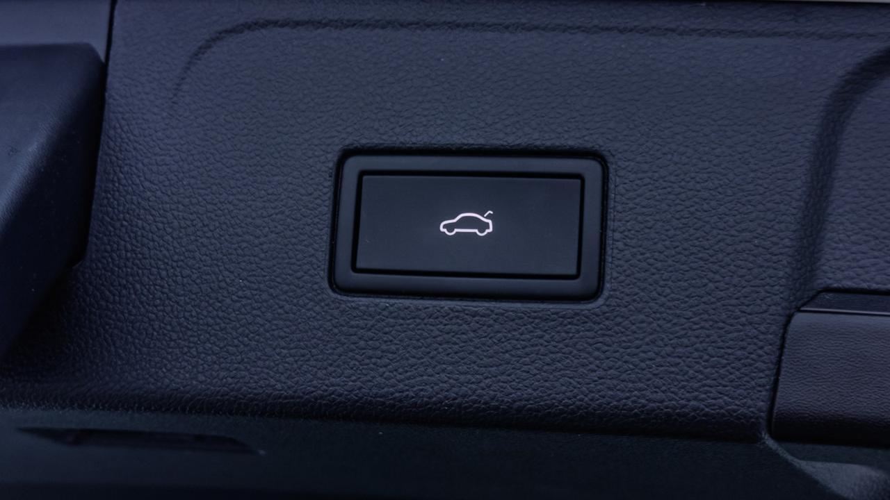 2023 Volkswagen Atlas 3.6L V6 SEL Premium R-Line 4MOTION Tallmadge OH