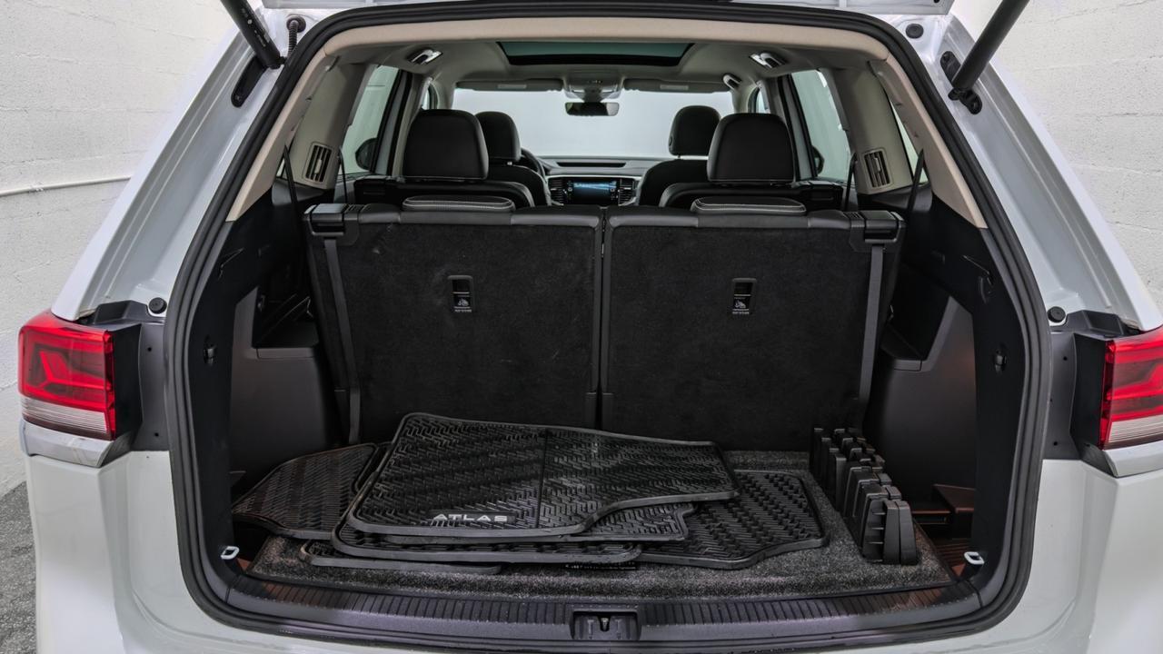 2023 Volkswagen Atlas 3.6L V6 SEL Premium R-Line 4MOTION Tallmadge OH